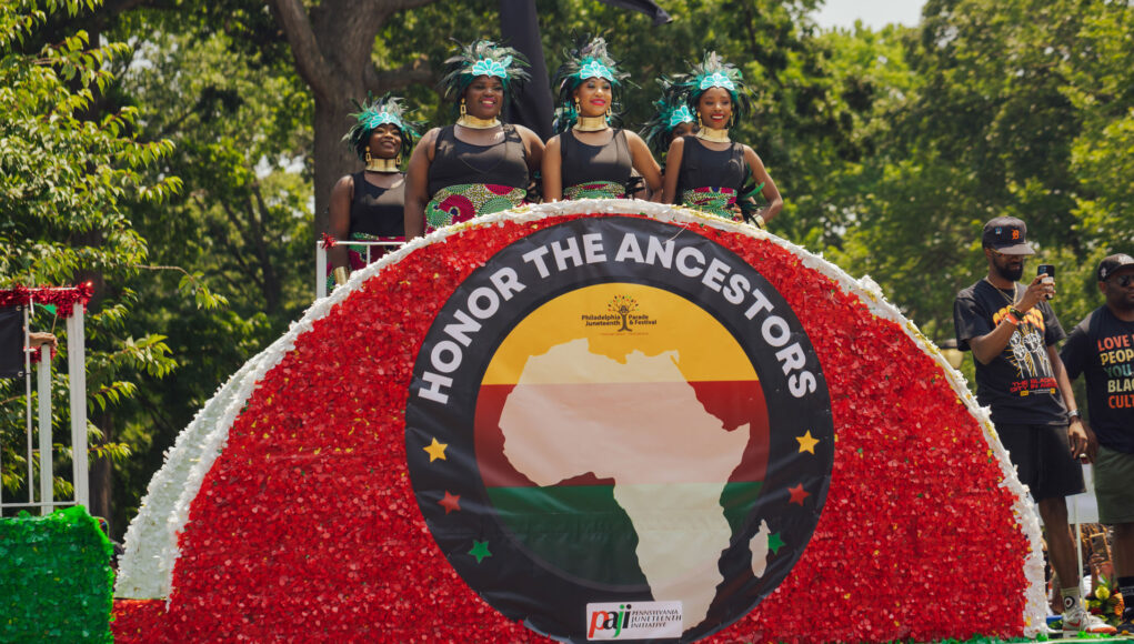 juneteenth-parade-float-photo-by-sramones-2200x1237px